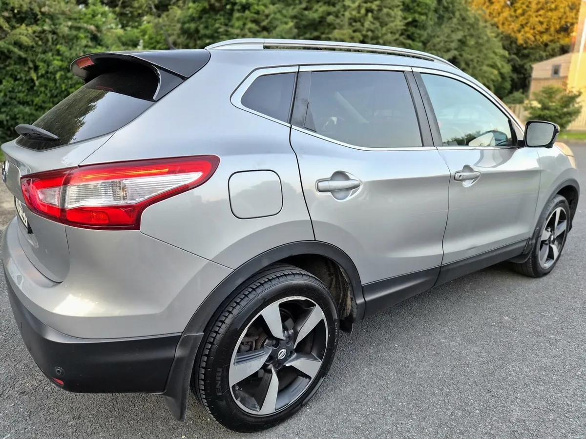 2017 Nissan Qashqai Auto - Image 2