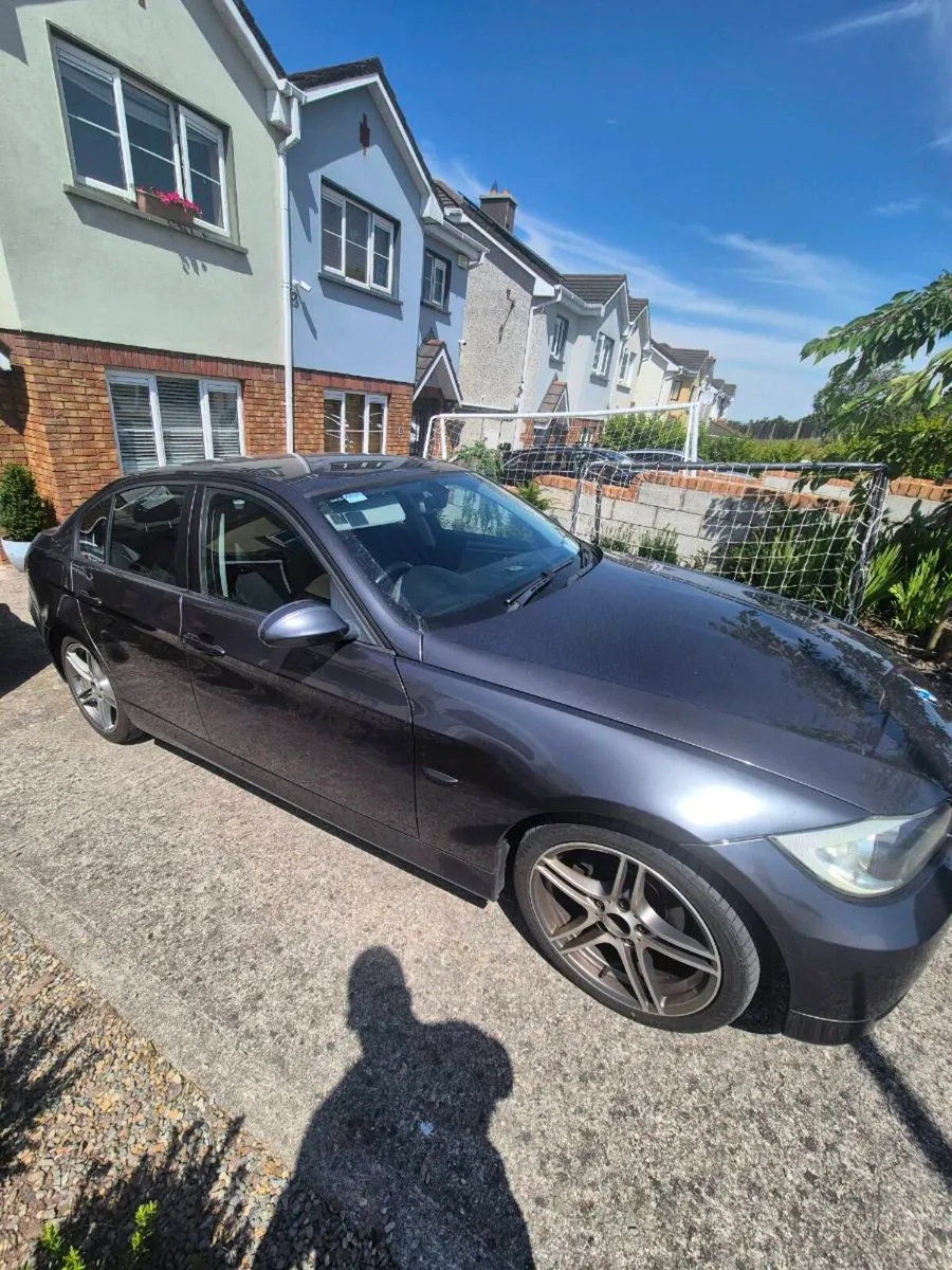 Bmw 320i petrol 07 automatic - Image 3