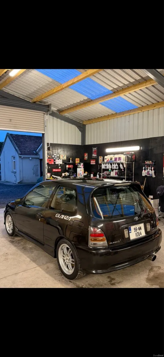 1998 Glanza V - Image 2