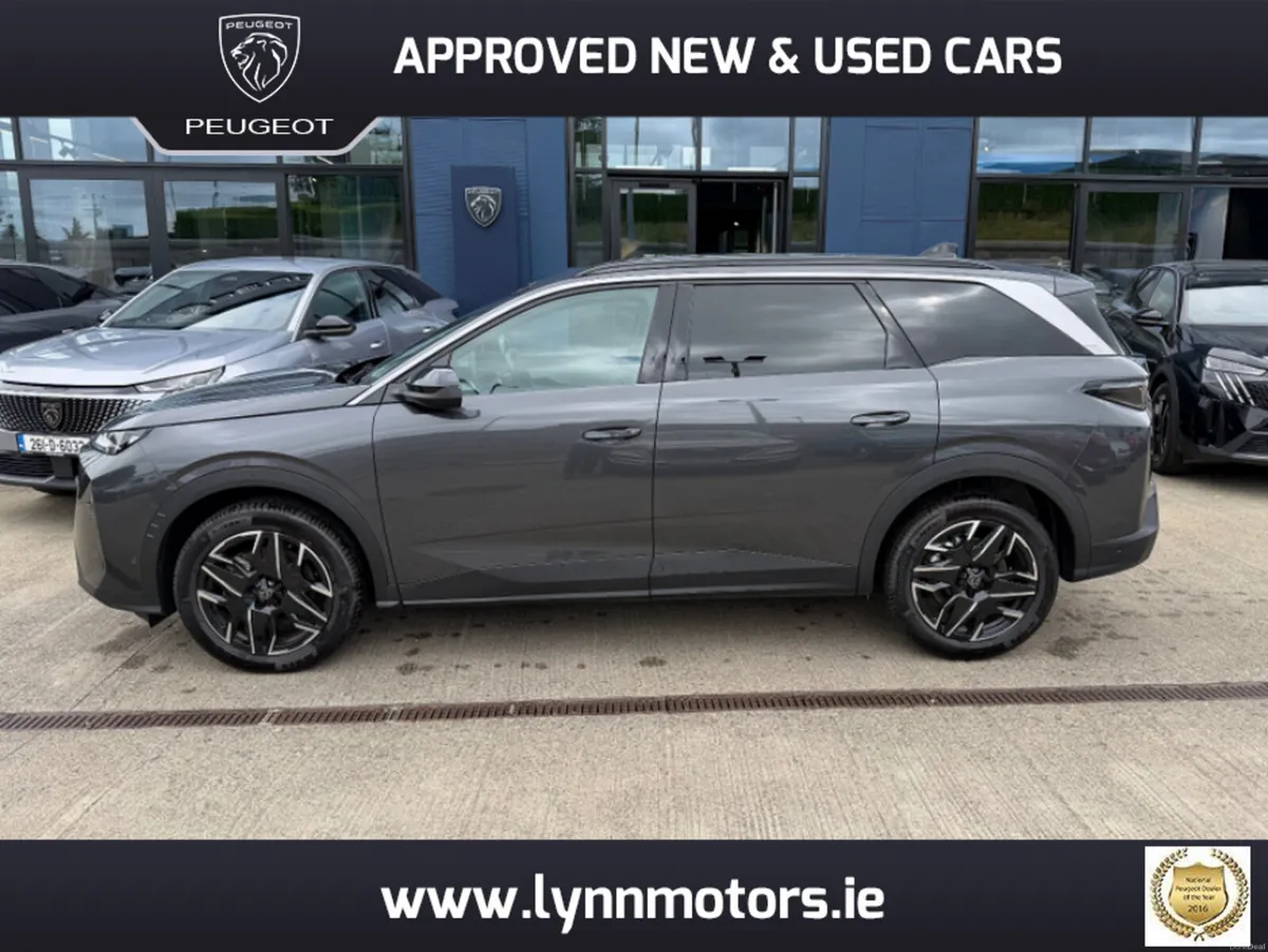 Peugeot 5008 STD ALLURE MHEV 145 E-DSC - Image 4