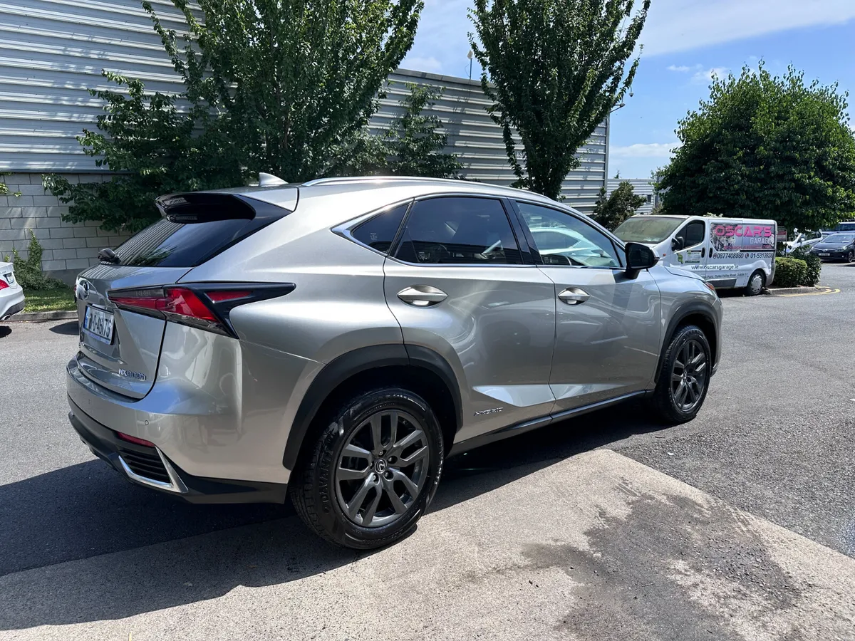 Lexus NX300H AWD Executive 2.5 Hybrid, 2018 - Image 5