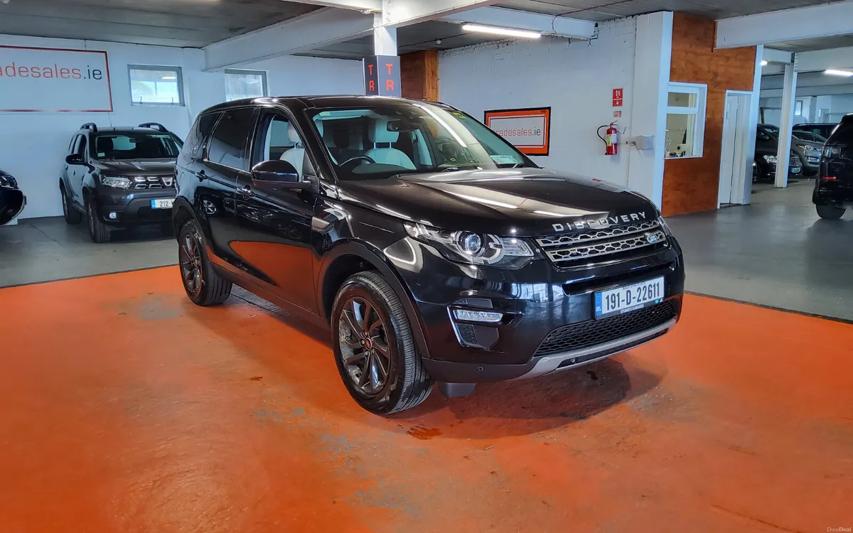 Land Rover Discovery Sport 2019 - Image 1