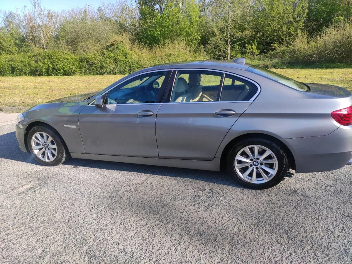 BMW 5 520D - Image 2
