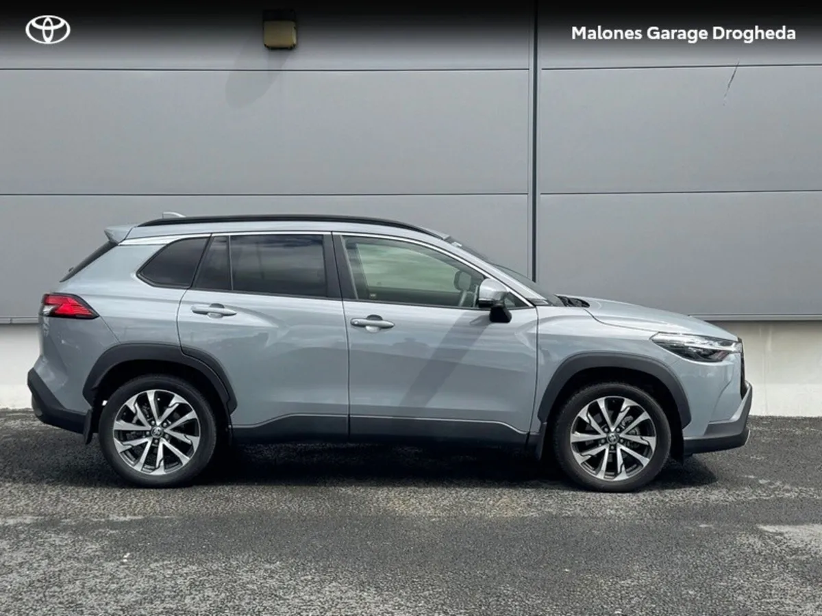 Toyota Corolla Cross 1.8 Hybrid Sport Call Now 041 - Image 3