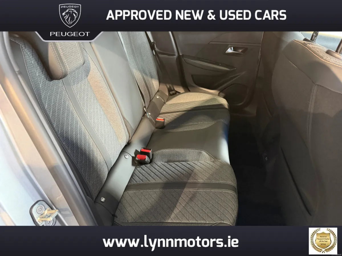 Peugeot 208 ALLURE 1.2 MHEV EDCT 4DR A - Image 3