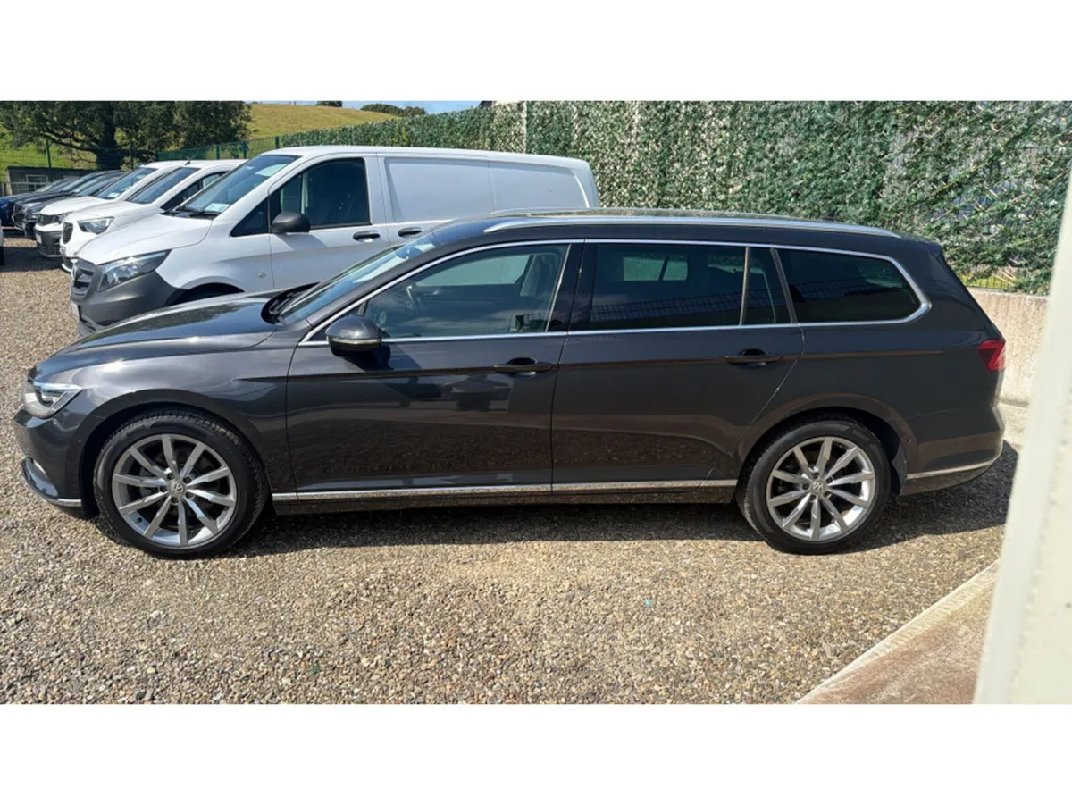 Volkswagen Passat 2.0 TDI 150BHP HIGHLINE - Image 3