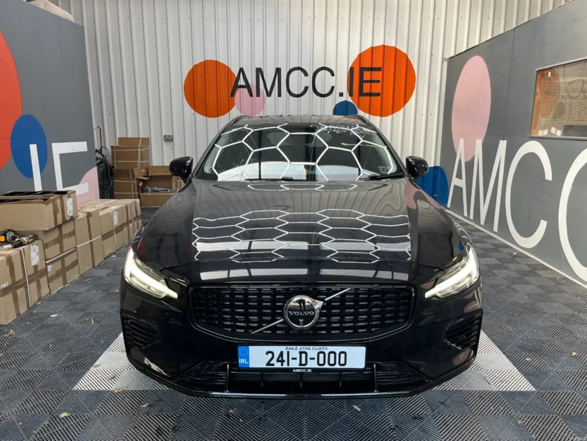 Volvo V60 2024 VOLVO V60 T6 PLUG-IN 2.0 AUTOMATIC - Image 6