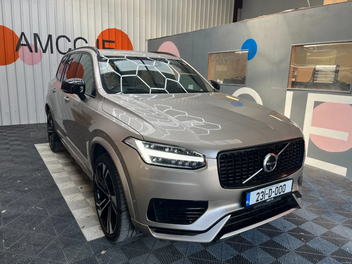 Volvo XC90 2023 VOLVO XC90 T8 PLUG-IN 2.0 AUTOMATI - Image 1