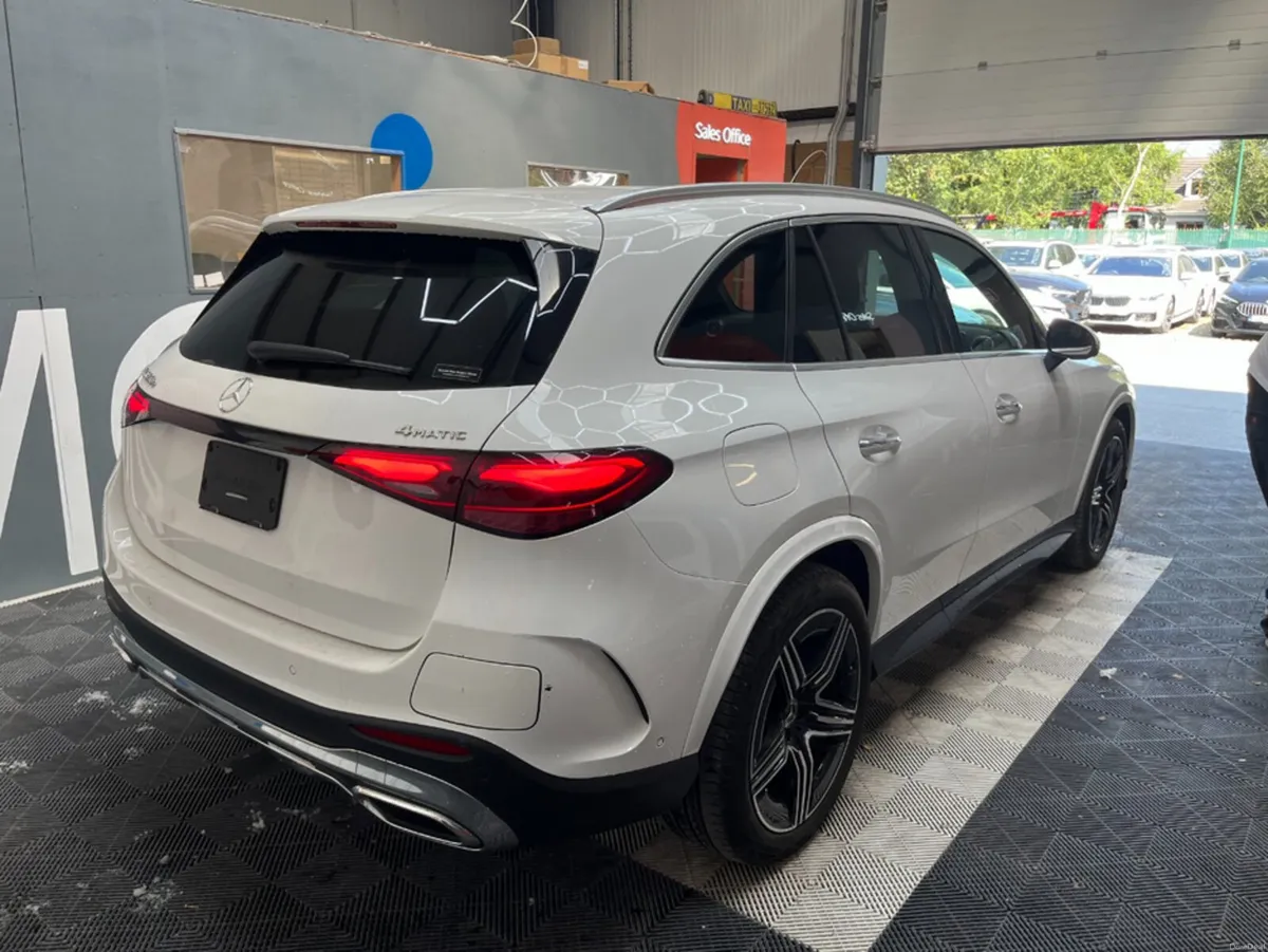 Mercedes-Benz GLC 2025 MERCEDES-BENZ GLC350E 4MATI - Image 2