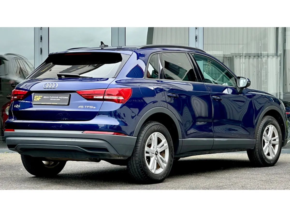 Audi Q3 SPORT 45 TFSI E S-A - Image 3