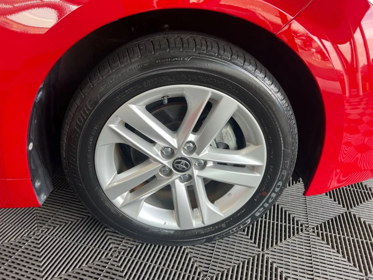 Toyota Corolla 2019 RED TOYOTA CORRLA SPORT HYBRID - Image 5