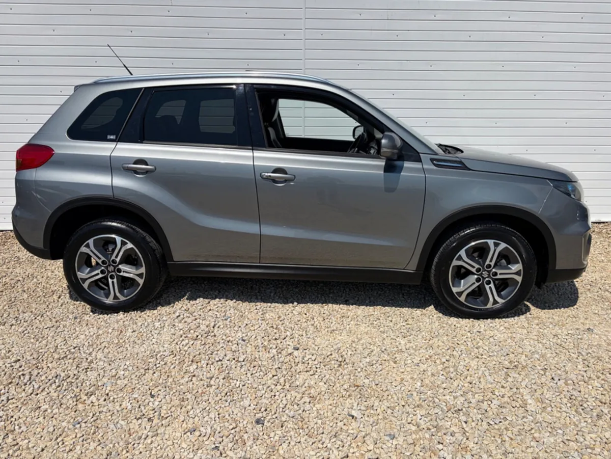 Suzuki Vitara GLX 5DR - Image 2