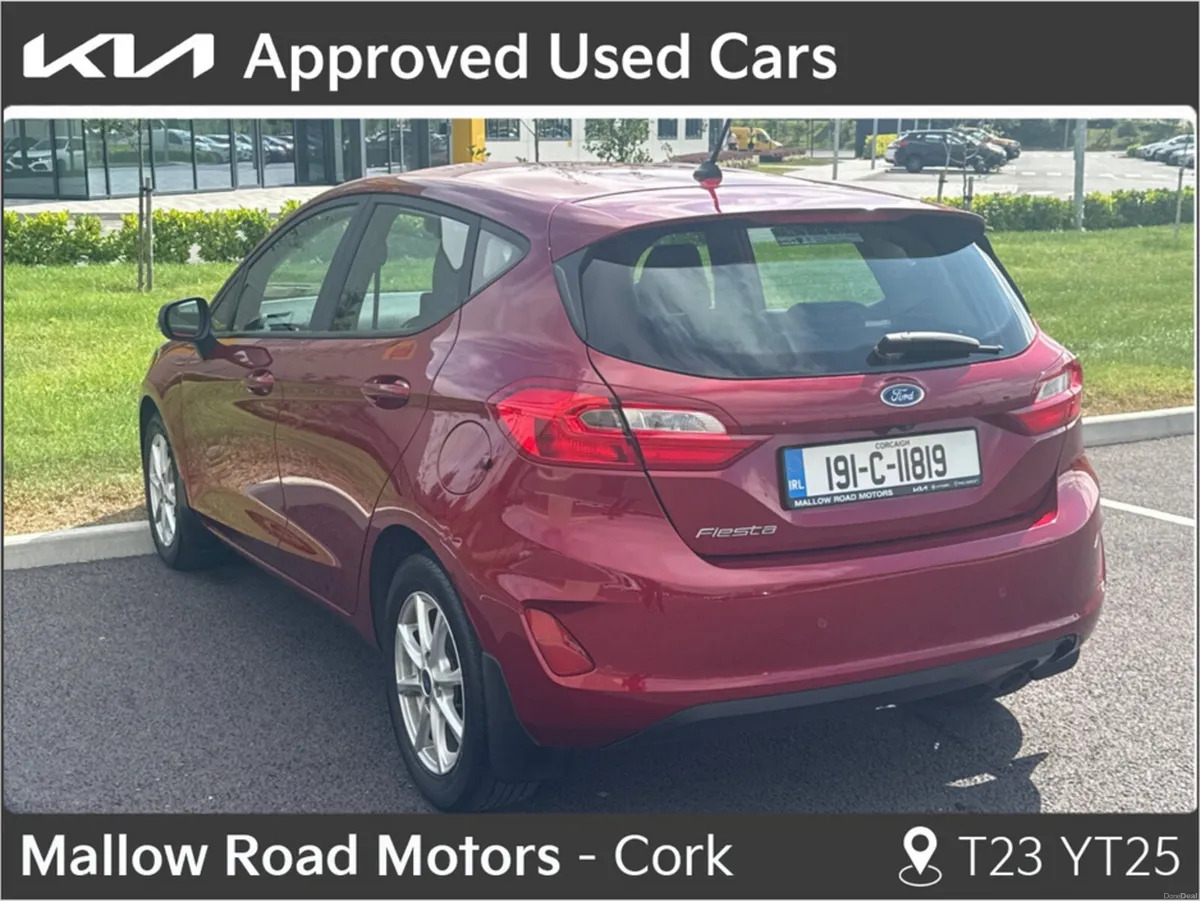 Ford Fiesta 1.0 TITANIUM ECOB 100PS 1.0ECOB A6 5DR - Image 3