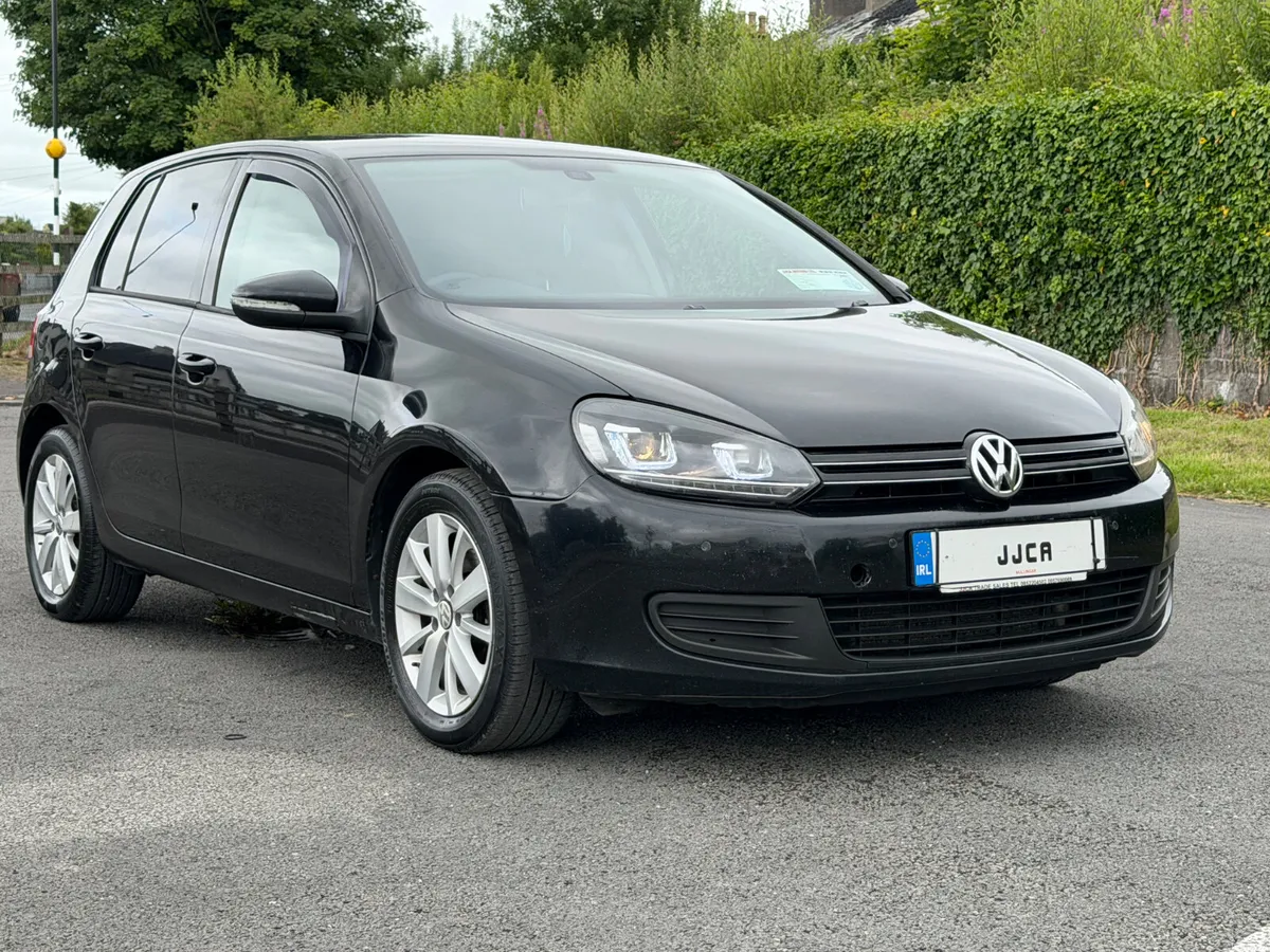 STUNNING 2012 VOLKSWAGEN GOLF 1.6 TDI - Image 1
