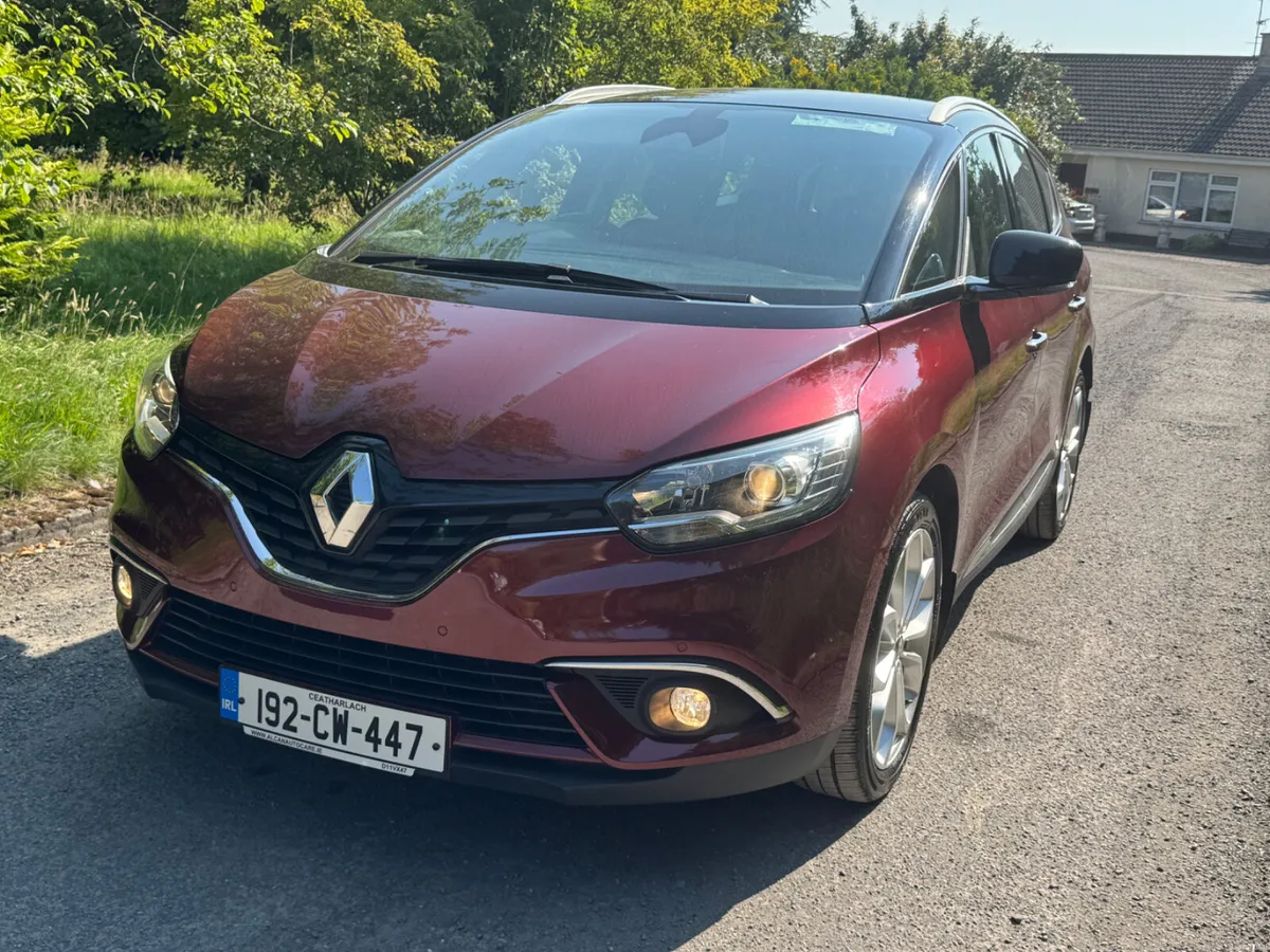 19 Renault Grand Scenic DCI .. 7 seats low KMS - Image 2