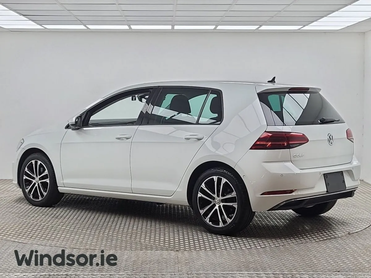 Volkswagen Golf 1.2T TSI Comfort Line Auto - Image 2