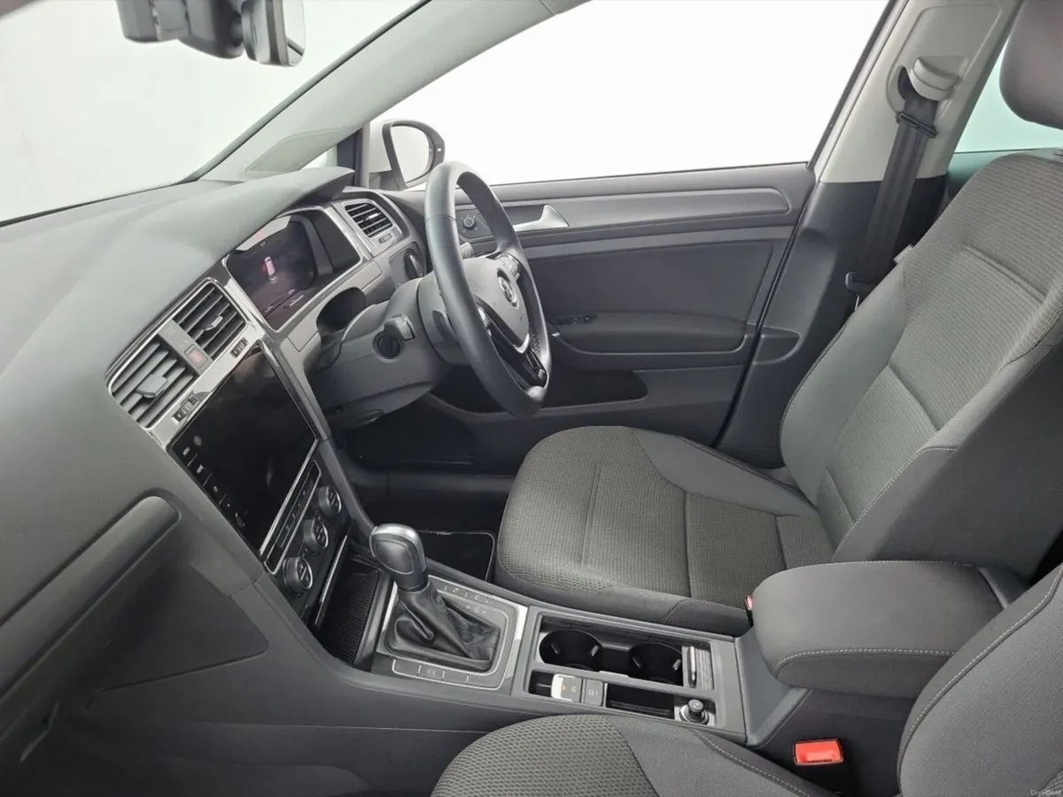 Volkswagen Golf 1.2T TSI Comfort Line Auto - Image 4
