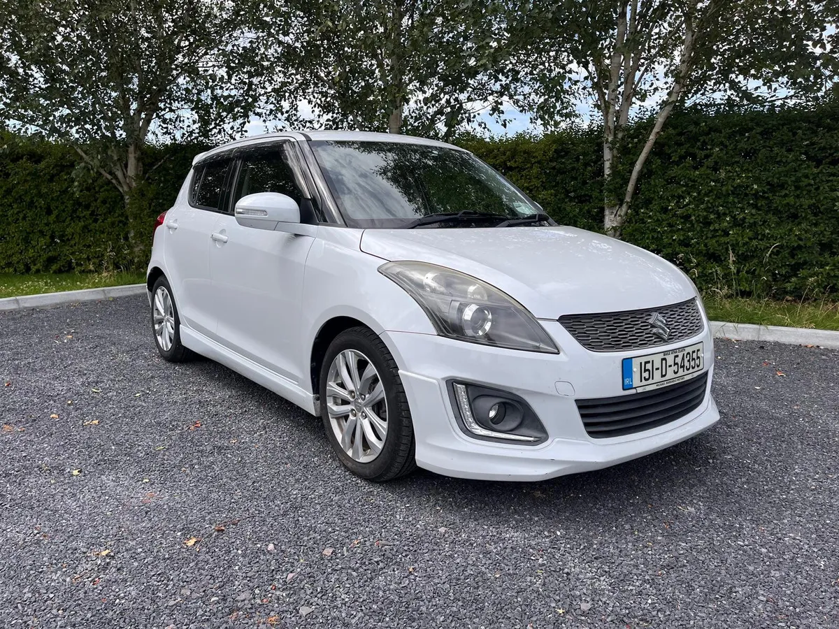 Suzuki Swift 1.2 GLX Auto - Image 1