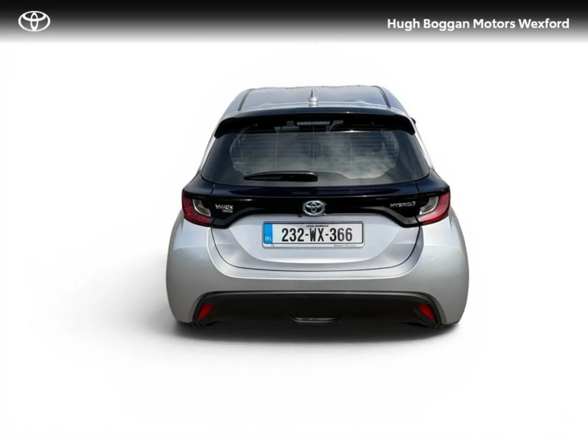 Toyota Yaris HYBRID LUNA AUTOMATIC - Image 4