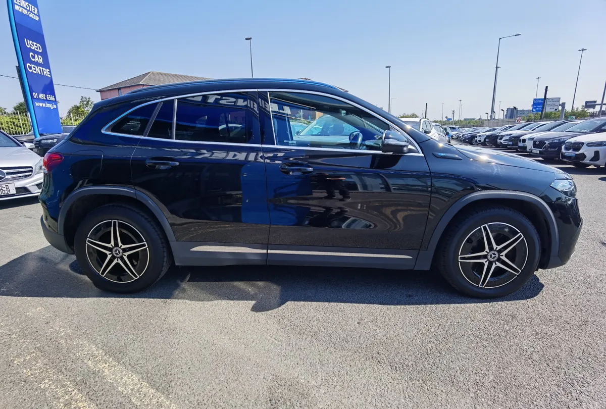 MERCEDES-BENZ EQA250 66KWH AMG LINE **96% BATTERY* - Image 4