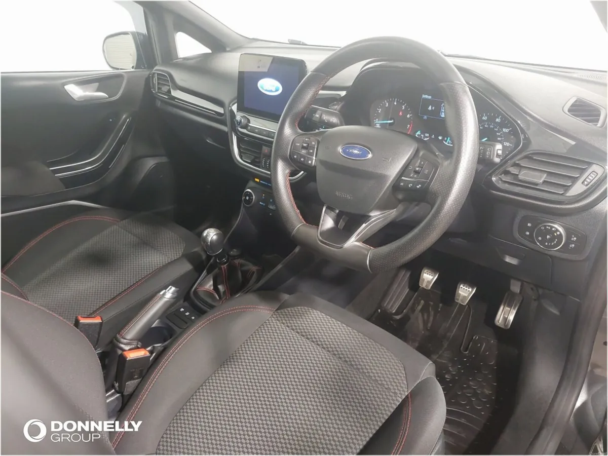 Ford Fiesta Hatchback ST-Line Edition - Image 4