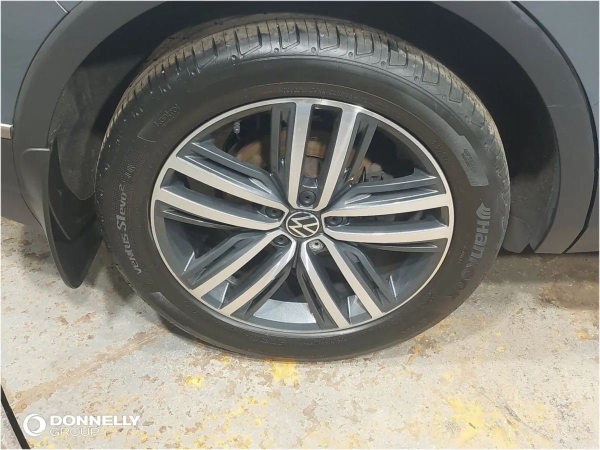 Volkswagen Tiguan Diesel Estate Elegance - Image 5