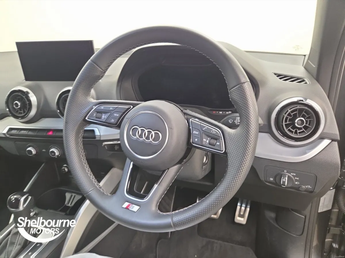 Audi Q2 TFSI S LINE - Image 4