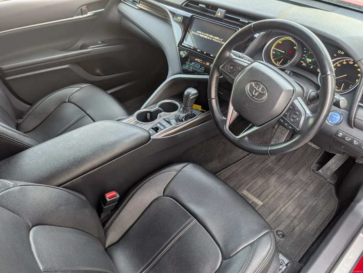 Toyota Camry Sol G // Full Leather // - Image 2