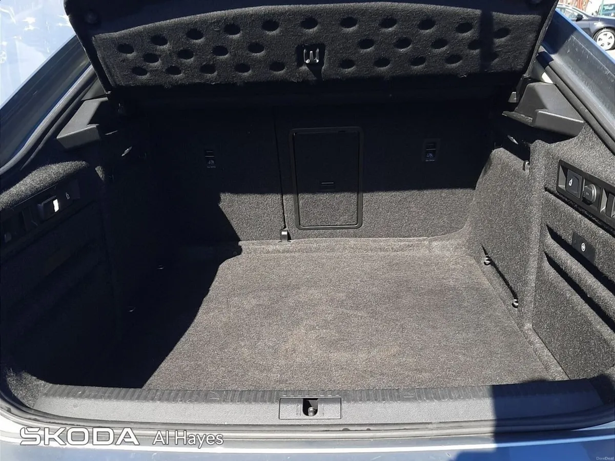 Skoda Superb **BEIGE LEATHER**STYLE MODEL**AUTOMAT - Image 6