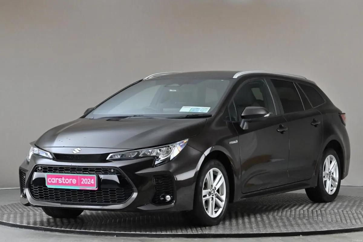 Suzuki Swace 1.8 HYBRID MOTION CVT - Image 3