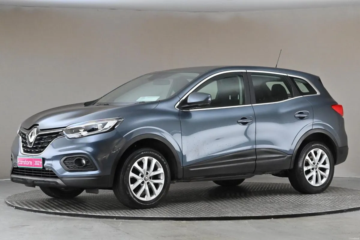 Renault Kadjar 1.5 DCI PLAY BLUE 6SPD - Image 4