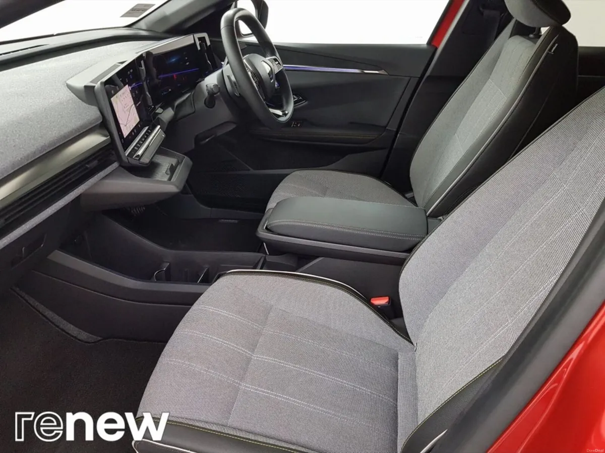 Renault Megane E-Tech EV60 220hp Techno - Image 5