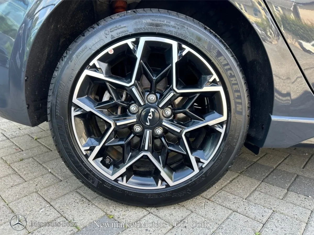 Kia Ceed 1.0 PETROL GT LINE 5 DOOR - Image 2