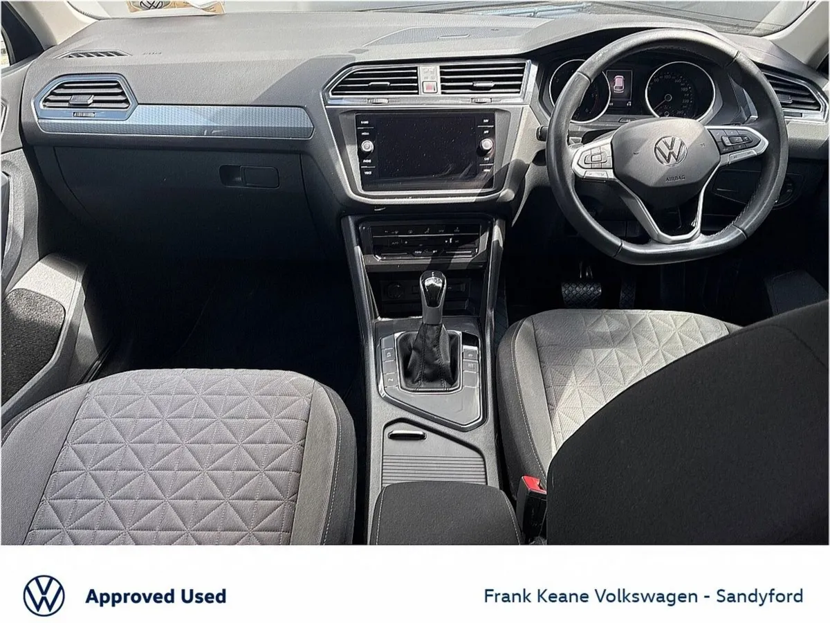 Volkswagen Tiguan AUTOMATIC - *Life*  2.0TDI DSG 1 - Image 2