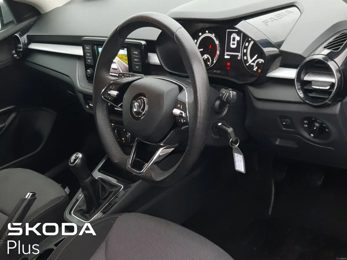 Skoda Fabia **HEATED FRONT SEATS**LOW MILEAGE**1.0 - Image 6