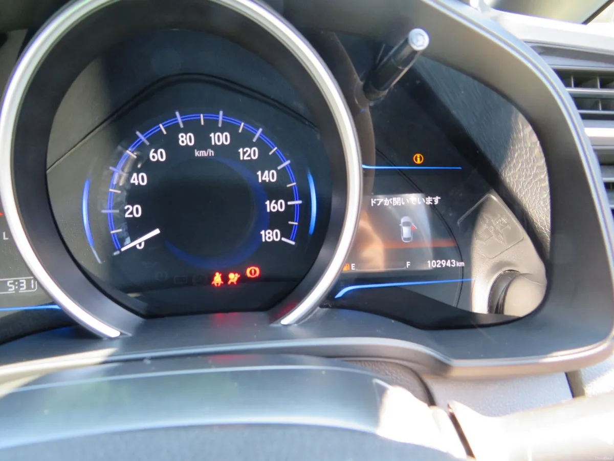 17 HONDA FIT PETROL HYBRID AUTOMATIC - Image 2
