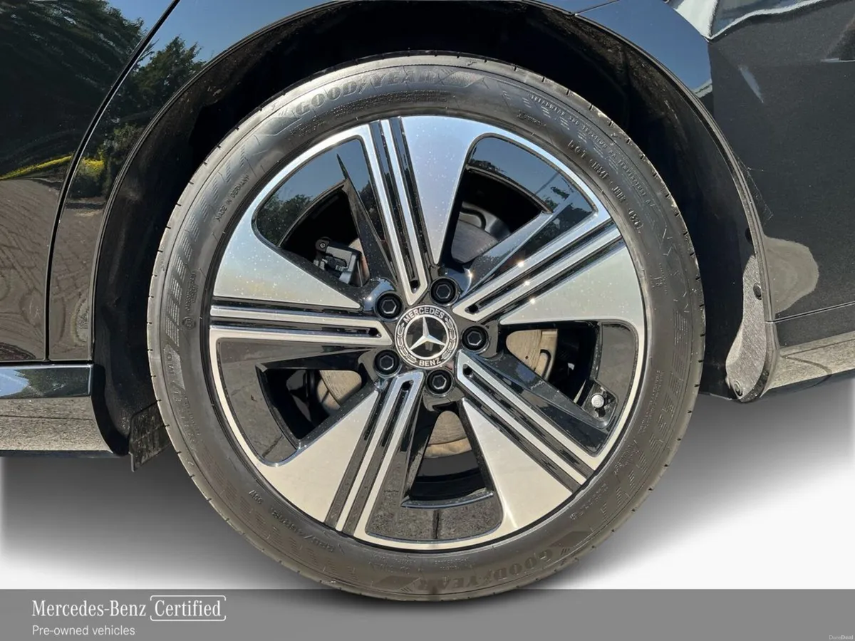Mercedes-Benz CLA 200 Progressive Line HEV Saloon - Image 5