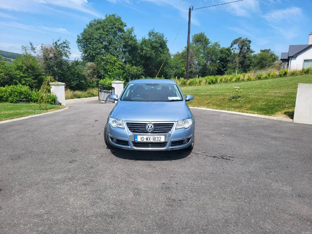 Volkswagon Passat - Image 2