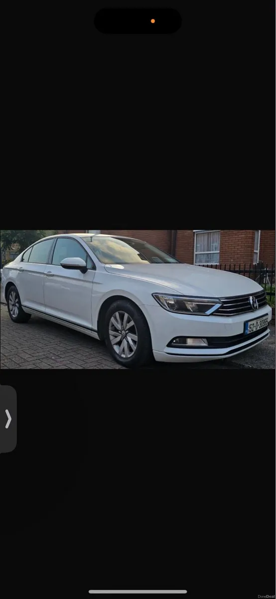Volkswagen Passat - Image 1