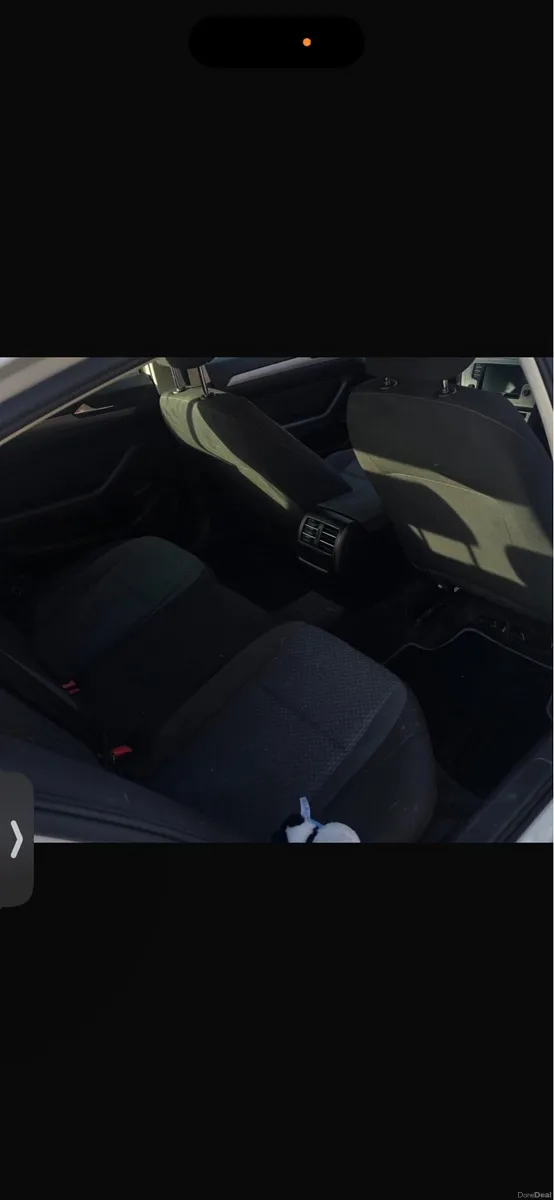 Volkswagen Passat - Image 3