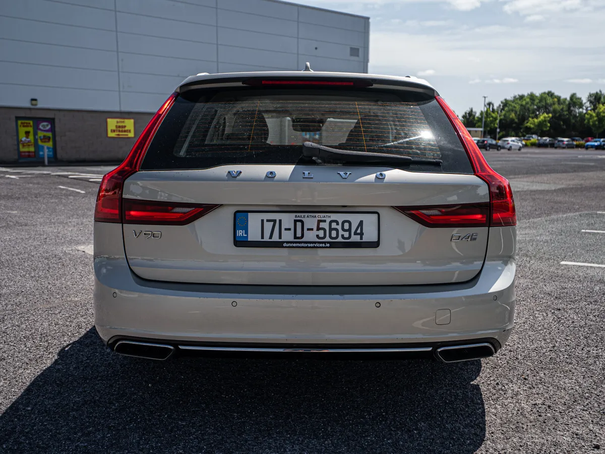 Volvo V90 2017 - Image 4