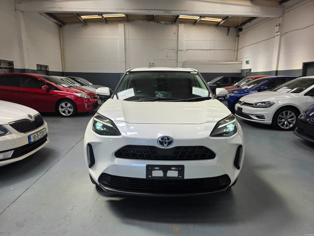 2021 Toyota Yaris Cross Hybrid - Image 2