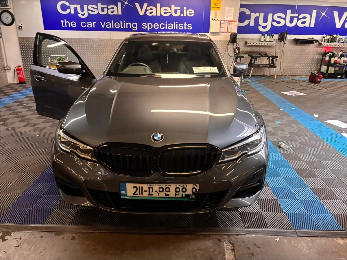 BMW 3-Series 2021 - Image 1