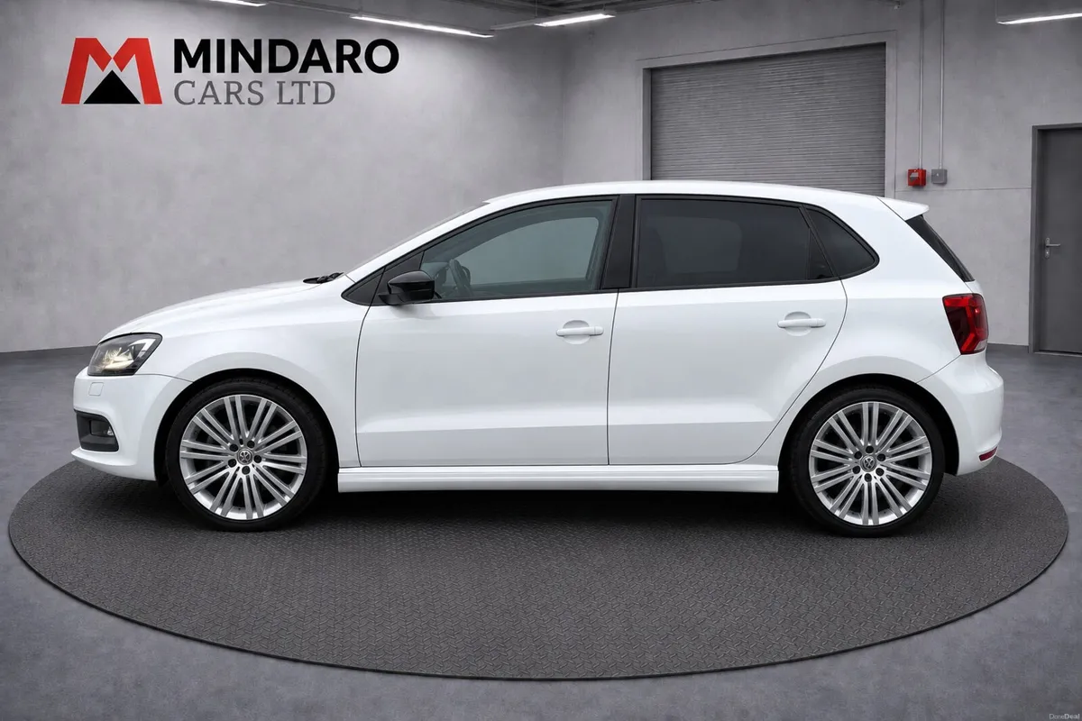 Volkswagen Polo 2015 GT/TOP SPEC CAR/AUTOMATIC - Image 2