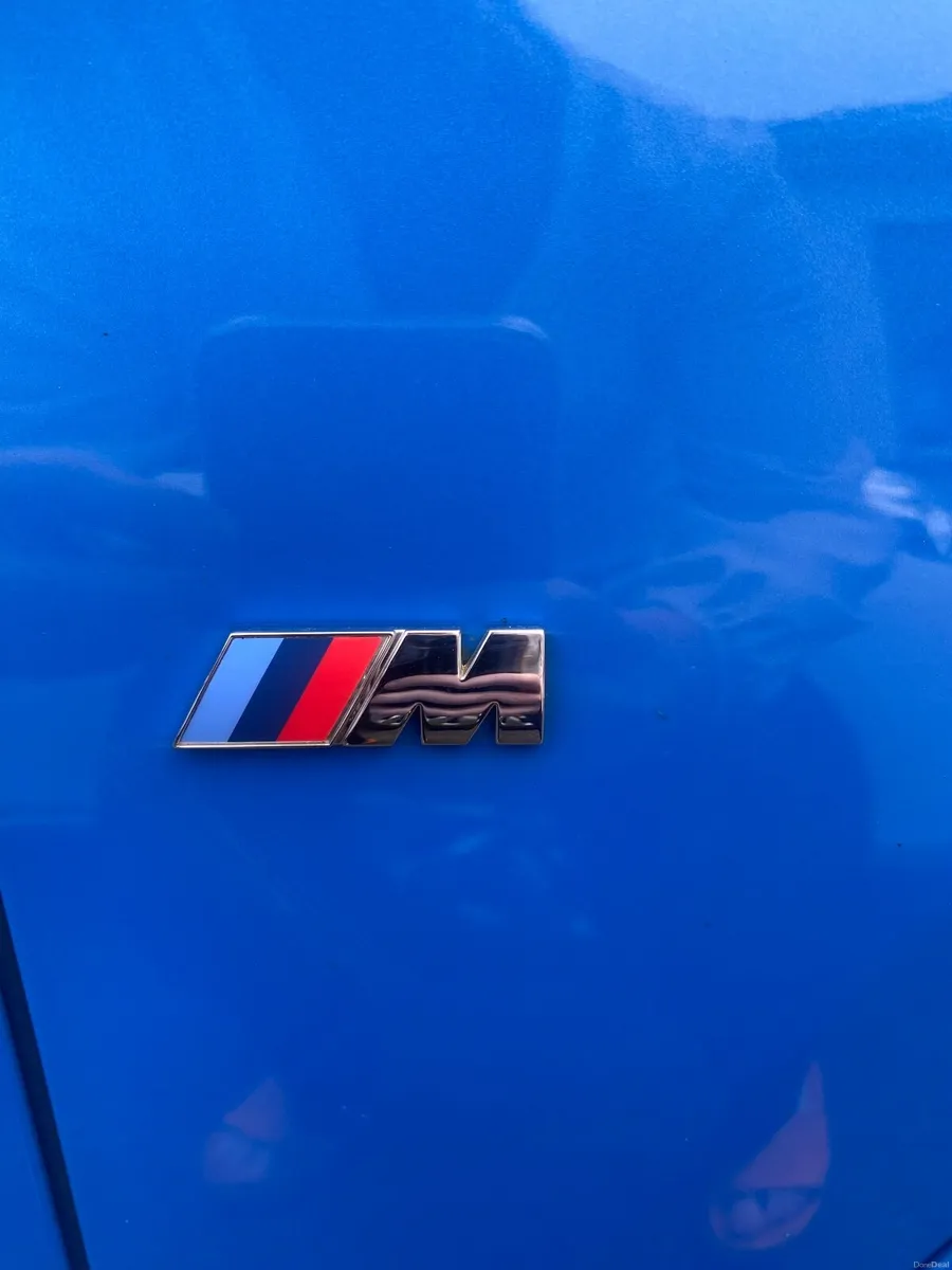 2020 X1 Hybrid AWD – Pan Roof – M Sport - Image 5