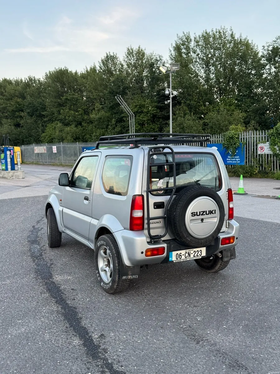 Suzuki Jimny Gen 3 - Image 4