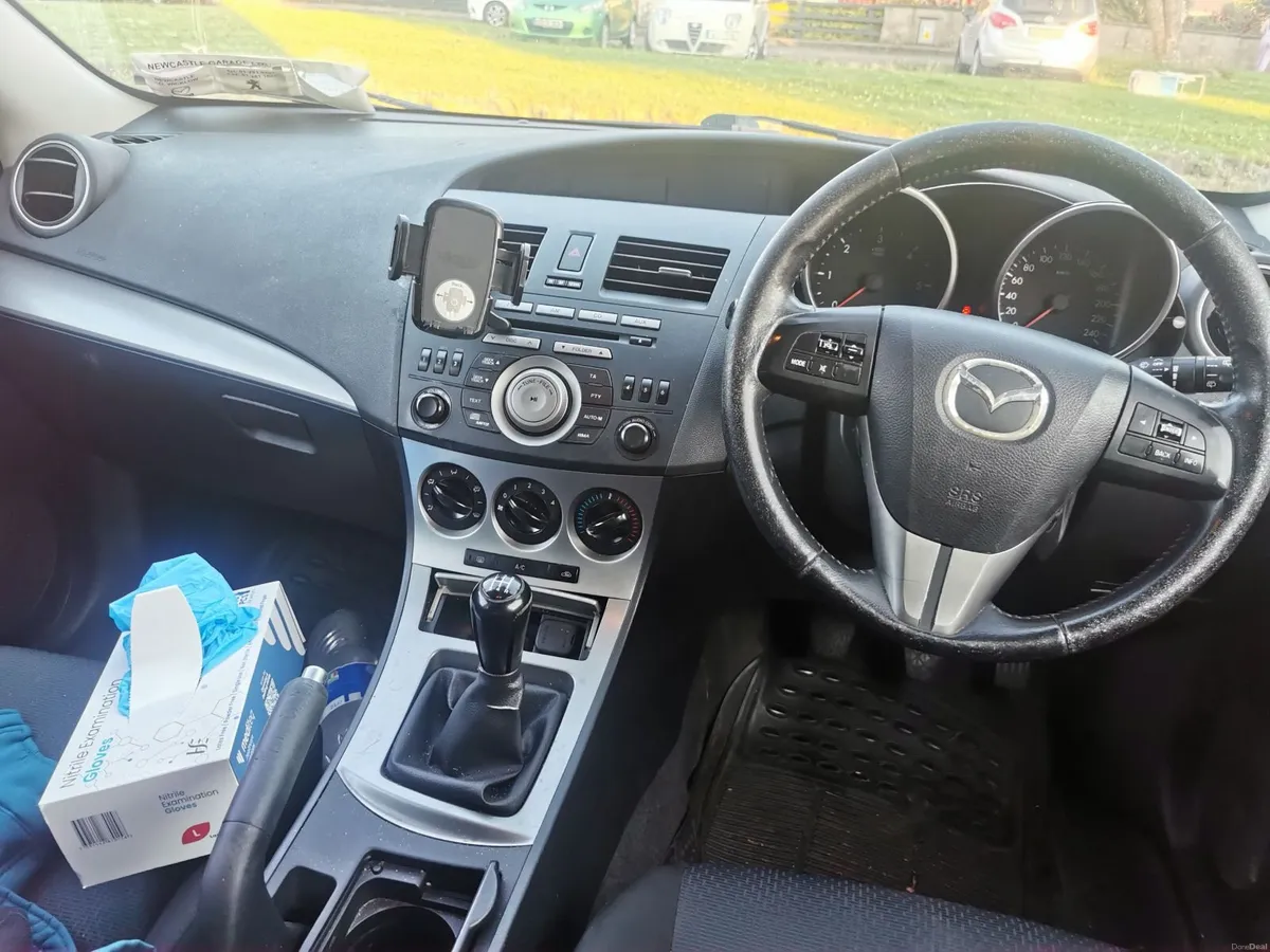 Mazda 3 1.6 TDI Executive - Image 3