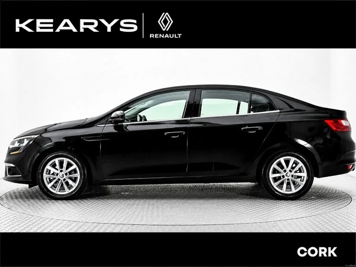 Renault Megane Grand Coupe Play TCe 140 GPF MY18 - Image 3