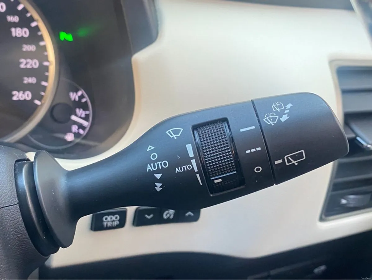 Lexus NX NX300H EXECUTIVE  @Waltons garage Ranelag - Image 6