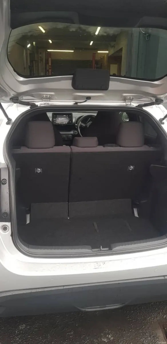 Toyota yaris 2020/2nd half of the yr (Automatic) - Image 2